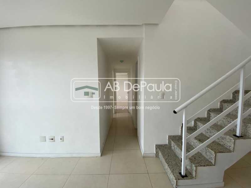 Conheça CORREDOR do imóvel - VILA VALQUEIRE - Linda Cobertura Duplex. Composta de 3 Quartos, sendo 2 suítes - ABCO30001 - 12 CORREDOR - VILA VALQUEIRE - Linda Cobertura Duplex. Composta de 3 Quartos, sendo 2 suítes - ABCO30001 - 12