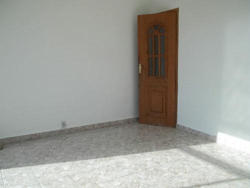 Conheça AMPLA SALA . . do imóvel - MARECHAL HERMES - Excelente apartamento, juntinho a Praça de Marechal Hermes (HOSPITAL CARLOS CHAGAS) - SA20331 - 10 AMPLA SALA . . - MARECHAL HERMES - Excelente apartamento, juntinho a Praça de Marechal Hermes (HOSPITAL CARLOS CHAGAS) - SA20331 - 10