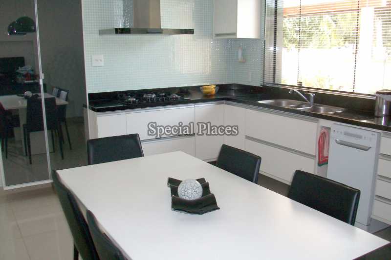 Conheça COPA COZINHA do imóvel - Casa À Venda no Condomínio Barra, Vivendas do Bosque - Barra da Tijuca - Rio de Janeiro - RJ - BAC3652 - 18 COPA COZINHA