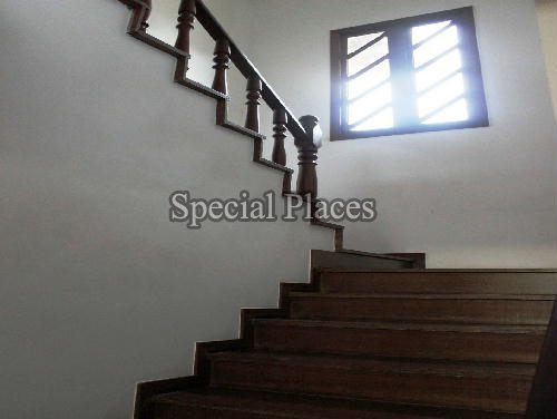 Conheça ESCADA do imóvel - Casa À Venda no Condomínio Barra, Porto dos Cabritos - Barra da Tijuca - Rio de Janeiro - RJ - BAC3660 - 13 ESCADA