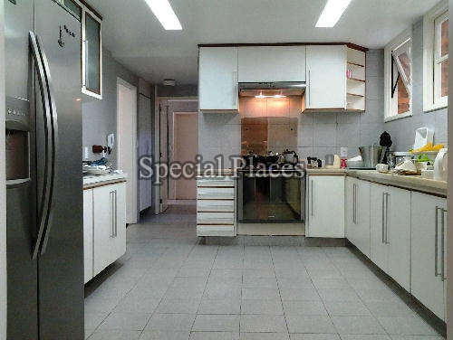 Conheça COZINHA do imóvel - Casa À Venda no Condomínio Barra, Santa Helena - Barra da Tijuca - Rio de Janeiro - RJ - BAC3762 - 11 COZINHA
