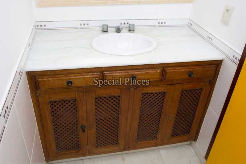 Conheça LAVABO do imóvel - Casa em Condomínio Barra, Santa Helena, Barra da Tijuca, Rio de Janeiro, RJ À Venda, 6 Quartos, 380m² - BAC1421 - 12 LAVABO
