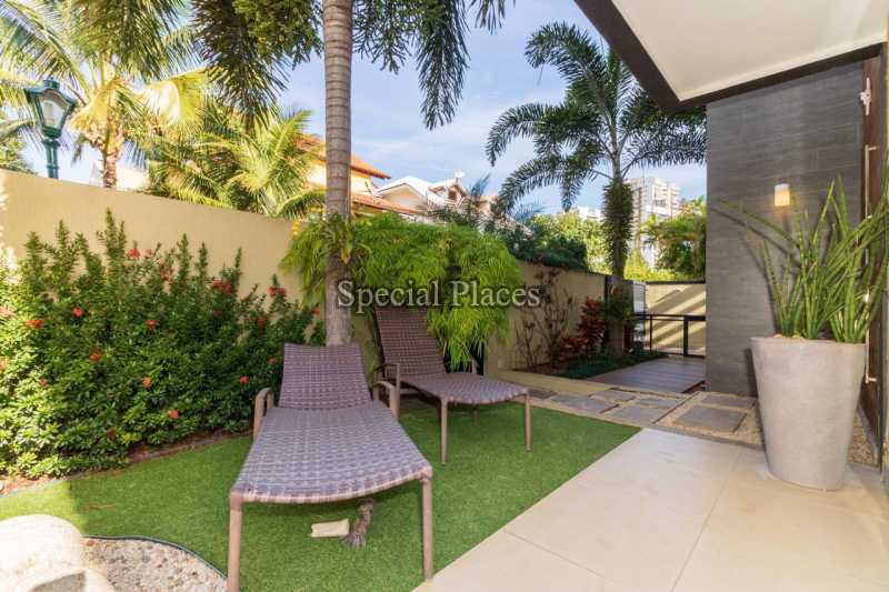Conheça varanda lateral do imóvel - Casa À Venda no Condomínio Barra, Jardim Nova Barra - Barra da Tijuca - Rio de Janeiro - RJ - BAC3816 - 20 varanda lateral