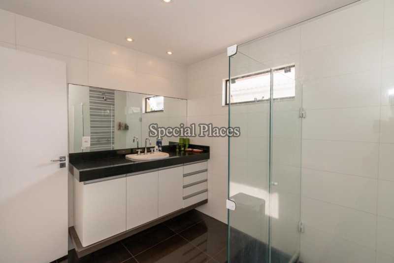 Conheça banheiro suite 3 do imóvel - Casa À Venda no Condomínio Barra, Jardim Nova Barra - Barra da Tijuca - Rio de Janeiro - RJ - BAC3816 - 19 banheiro suite 3