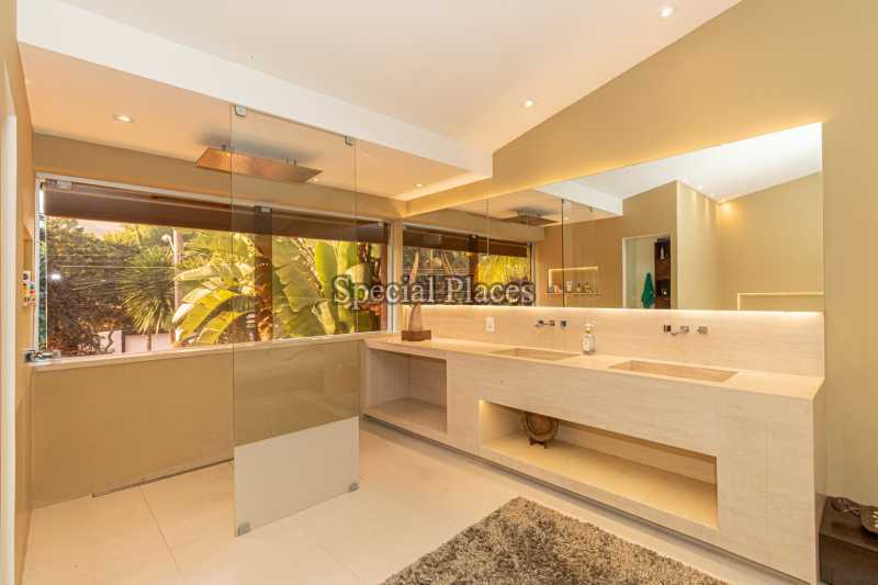 Conheça BANHEIRO MASTER do imóvel - Casa em Condomínio 4 quartos à venda Itanhangá, Rio de Janeiro - R$ 5.200.000 - BAC3858 - 29 BANHEIRO MASTER - Casa em Condomínio 4 quartos à venda Itanhangá, Rio de Janeiro - R$ 5.200.000 - BAC3858 - 29