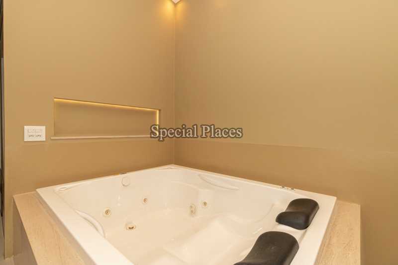Conheça HIDROMASSAGEM do imóvel - Casa em Condomínio 4 quartos à venda Itanhangá, Rio de Janeiro - R$ 5.200.000 - BAC3858 - 30 HIDROMASSAGEM - Casa em Condomínio 4 quartos à venda Itanhangá, Rio de Janeiro - R$ 5.200.000 - BAC3858 - 30