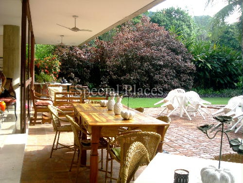Conheça VARANDA do imóvel - Casa À Venda no Condomínio Itanhangá, Vila do Golfe - Itanhangá - Rio de Janeiro - RJ - BAC3860 - 7 VARANDA
