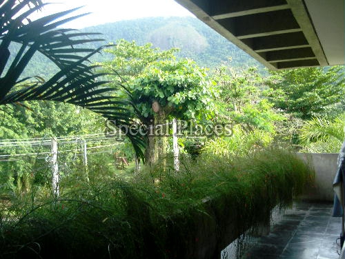 Conheça VARANDAO FUNDOS do imóvel - Casa À Venda no Condomínio Itanhangá, Vila do Golfe - Itanhangá - Rio de Janeiro - RJ - BAC3860 - 26 VARANDAO FUNDOS