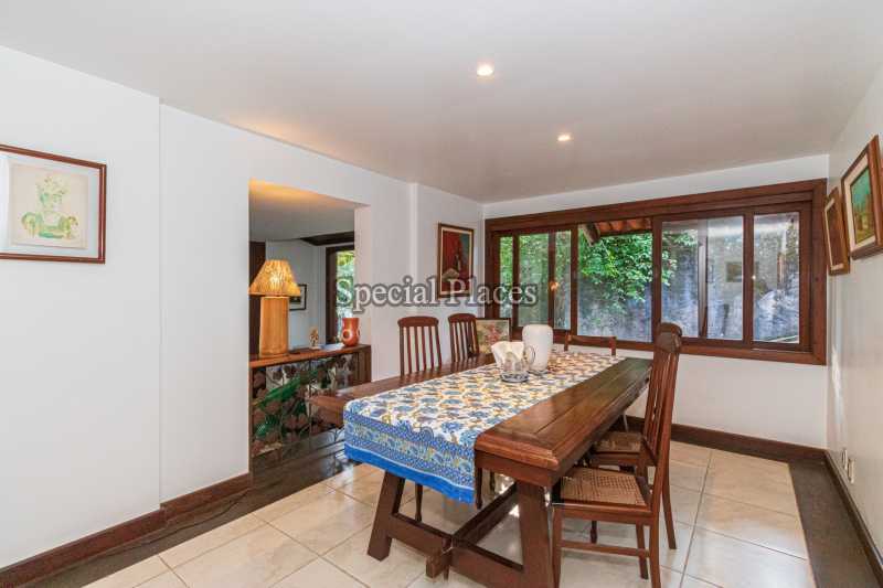 Conheça sala de jantar na copa cozinha do imóvel - Casa em Condomínio 4 quartos à venda Itanhangá, Rio de Janeiro - R$ 2.800.000 - BAC1533 - 16 sala de jantar na copa cozinha