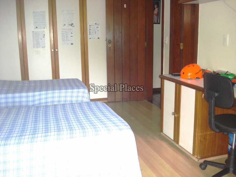 Conheça SUITE do imóvel - Casa À Venda no Condomínio Barra, Village Marapendi - Barra da Tijuca - Rio de Janeiro - RJ - BAC4108 - 23 SUITE