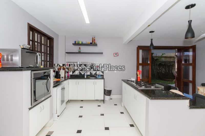 Conheça COPA COZINHA do imóvel - Casa À Venda no Condomínio Barra, Arouca B - Barra da Tijuca - Rio de Janeiro - RJ - BAC4136 - 17 COPA COZINHA