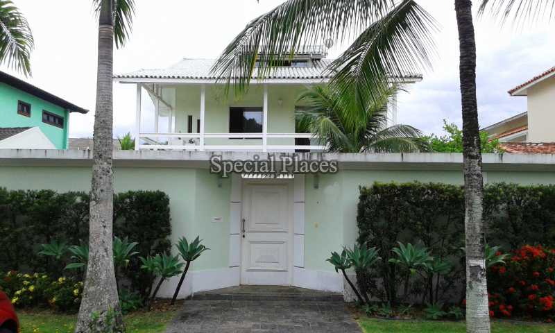 Conheça FACHADA RUA do imóvel - Casa À Venda no Condomínio Barra, Santa Marina - Barra da Tijuca - Rio de Janeiro - RJ - BAC4243 - 4 FACHADA RUA