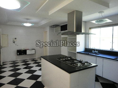 Conheça COPA-COZINHA do imóvel - Casa À Venda no Condomínio Barra, Mansões - Barra da Tijuca - Rio de Janeiro - RJ - BAC4611 - 26 COPA-COZINHA