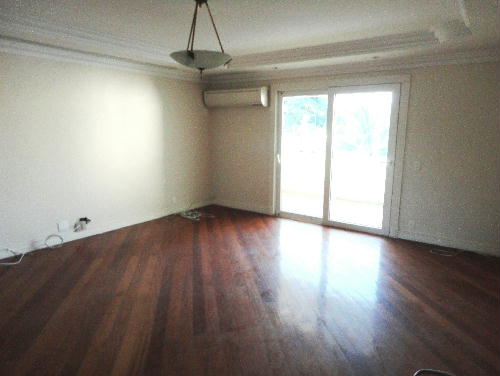 Conheça SUÍTE 1 do imóvel - Casa À Venda no Condomínio Barra, Mansões - Barra da Tijuca - Rio de Janeiro - RJ - BAC4611 - 8 SUÍTE 1
