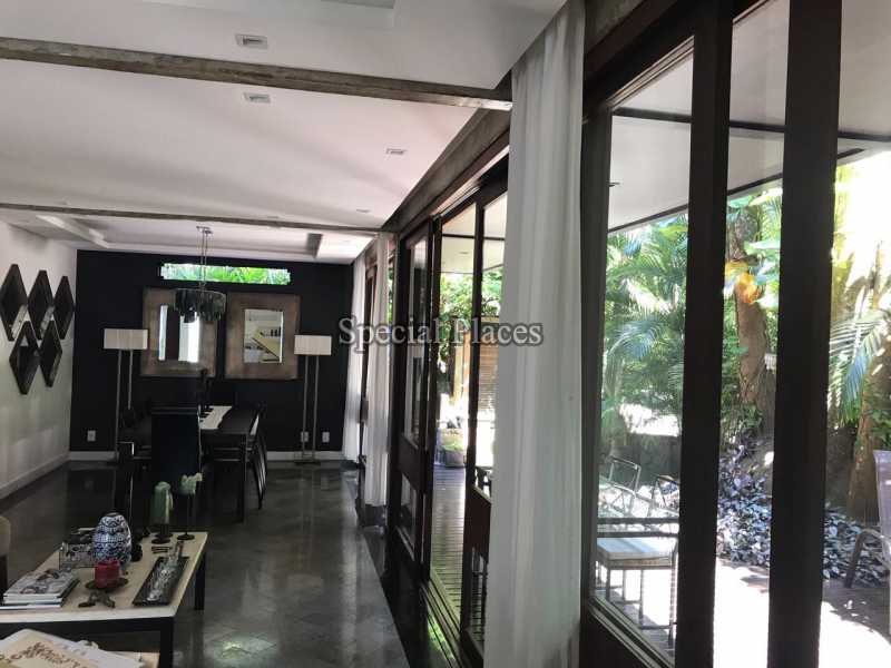 Conheça SALA do imóvel - Casa À Venda no Condomínio São Conrado, Povoado das Canoas - São Conrado - Rio de Janeiro - RJ - BAC4634 - 10 SALA