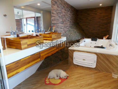 Conheça SUITE1 MASTER BANHEIRO do imóvel - Casa em Condomínio Joatinga, Joá, Rio de Janeiro, RJ À Venda, 6 Quartos, 550m² - BAC4651 - 13 SUITE1 MASTER BANHEIRO