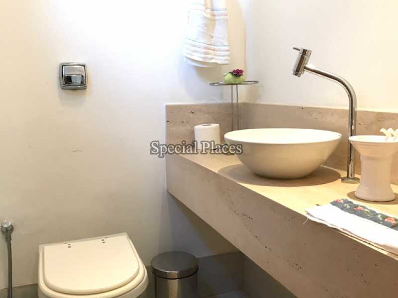 Conheça LAVABO do imóvel - Casa À Venda no Condomínio Barra, Rio Mar - Barra da Tijuca - Rio de Janeiro - RJ - BAC4701 - 14 LAVABO