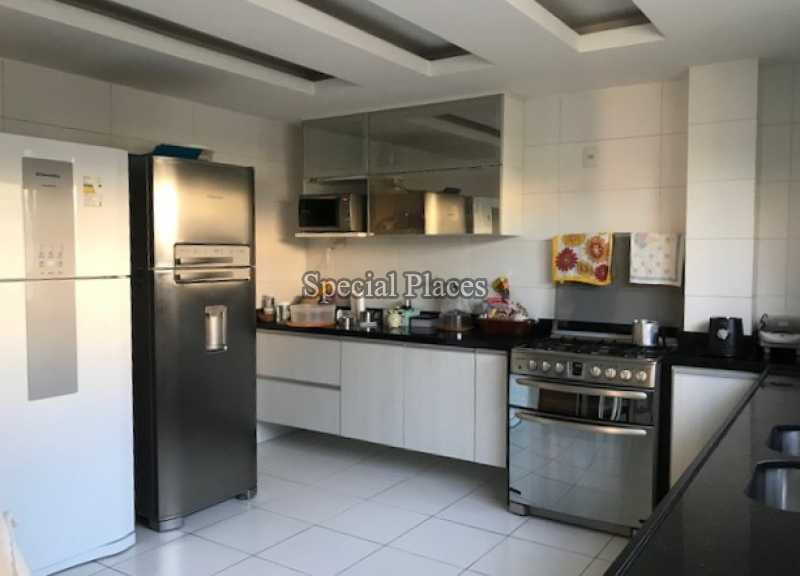 Conheça COZINHA do imóvel - Casa À Venda no Condomínio Barra, Rio Mar - Barra da Tijuca - Rio de Janeiro - RJ - BAC4701 - 15 COZINHA