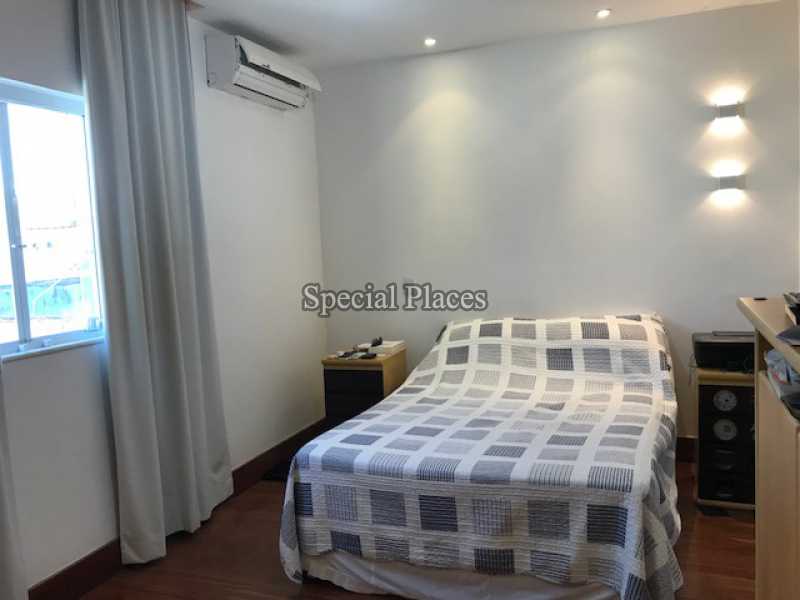 Conheça SUÍTE 1 do imóvel - Casa À Venda no Condomínio Barra, Rio Mar - Barra da Tijuca - Rio de Janeiro - RJ - BAC4701 - 18 SUÍTE 1