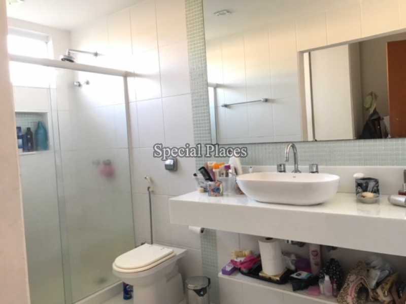 Conheça BANHEIRO SUÍTE 3 do imóvel - Casa À Venda no Condomínio Barra, Rio Mar - Barra da Tijuca - Rio de Janeiro - RJ - BAC4701 - 27 BANHEIRO SUÍTE 3