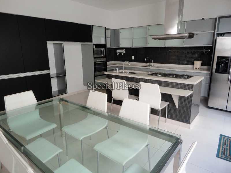 Conheça COPA COZINHA II do imóvel - Casa À Venda no Condomínio Barra, Santa Mônica Jardins - Barra da Tijuca - Rio de Janeiro - RJ - BAC4703 - 15 COPA COZINHA II