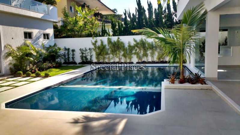 Conheça piscina do imóvel - Casa em Condomínio 5 Quartos À Venda Barra da Tijuca, Rio de Janeiro - R$ 8.800.000 - BAC4802 - 5 piscina