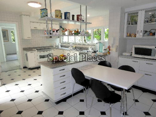 Conheça COZINHA do imóvel - Casa À Venda no Condomínio Barra, Crystal Lake - Barra da Tijuca - Rio de Janeiro - RJ - BAC4877 - 16 COZINHA