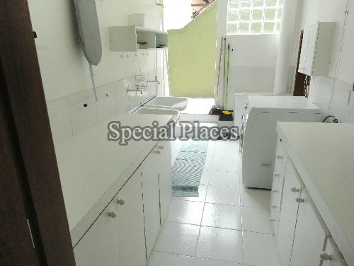 Conheça AREA LAVANDERIA do imóvel - Casa À Venda no Condomínio Itanhangá, Jardim - Itanhangá - Rio de Janeiro - RJ - BAC4975 - 18 AREA LAVANDERIA