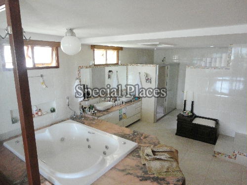 Conheça BANH MASTER do imóvel - Casa À Venda no Condomínio Itanhangá, Jardim - Itanhangá - Rio de Janeiro - RJ - BAC4975 - 20 BANH MASTER