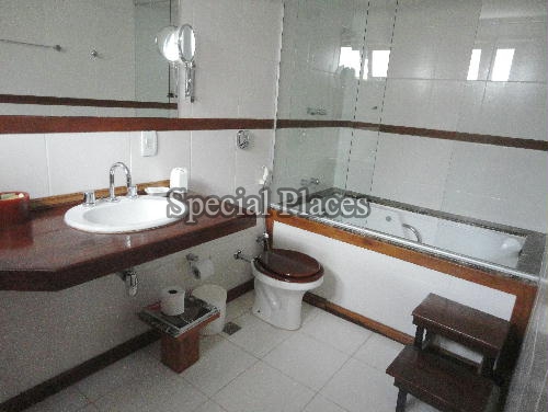 Conheça BANH SUITE3 do imóvel - Casa À Venda no Condomínio Itanhangá, Jardim - Itanhangá - Rio de Janeiro - RJ - BAC4975 - 23 BANH SUITE3