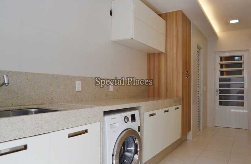 Conheça LAVANDERIA do imóvel - Casa À Venda no Condomínio Barra, Novo Leblon - Barra da Tijuca - Rio de Janeiro - RJ - BAC5017 - 21 LAVANDERIA