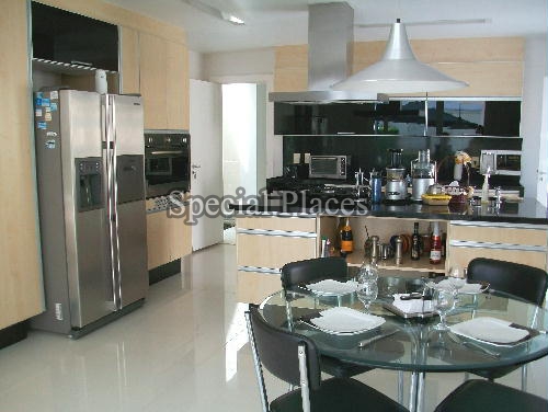 Conheça COPA COZINHA2 do imóvel - Casa À Venda no Condomínio Barra, Villaggio Felicitá - Barra da Tijuca - Rio de Janeiro - RJ - BAC5030 - 13 COPA COZINHA2