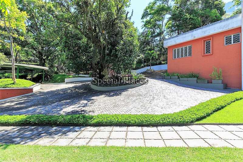 Conheça Entrada do imóvel - Casa À Venda no Condomínio Itanhangá, Jardim - Itanhangá - Rio de Janeiro - RJ - BAC5035 - 7 Entrada