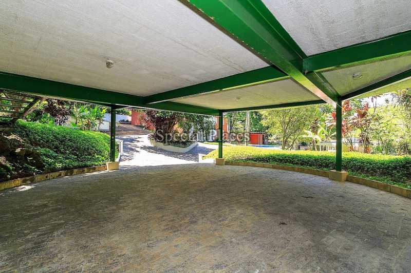 Conheça Garagem do imóvel - Casa À Venda no Condomínio Itanhangá, Jardim - Itanhangá - Rio de Janeiro - RJ - BAC5035 - 10 Garagem