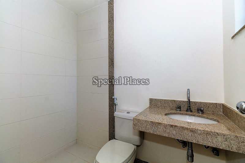Conheça Lavabo do imóvel - Casa À Venda no Condomínio Itanhangá, Jardim - Itanhangá - Rio de Janeiro - RJ - BAC5035 - 20 Lavabo