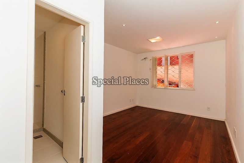 Conheça Quarto do imóvel - Casa À Venda no Condomínio Itanhangá, Jardim - Itanhangá - Rio de Janeiro - RJ - BAC5035 - 31 Quarto