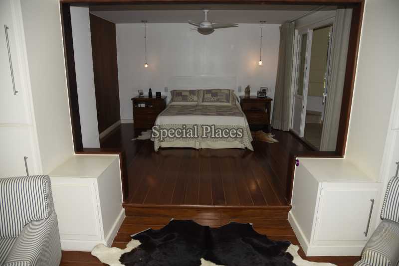 Conheça 17 suite master do imóvel - Casa À Venda no Condomínio Itanhangá, Bosque Itanhangá - Itanhangá - Rio de Janeiro - RJ - BAC5037 - 18 17 suite master