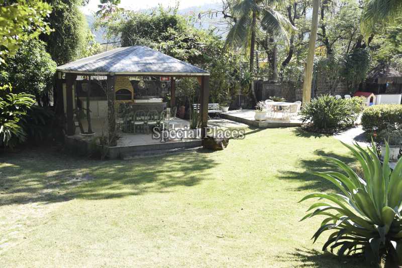 Conheça 26 terreno jardim do imóvel - Casa À Venda no Condomínio Itanhangá, Bosque Itanhangá - Itanhangá - Rio de Janeiro - RJ - BAC5037 - 27 26 terreno jardim