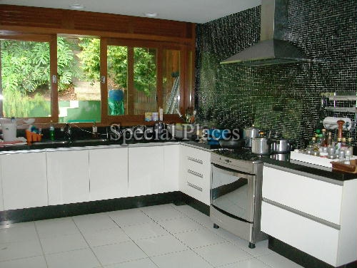 Conheça COZINHA do imóvel - Casa À Venda no Condomínio Itanhangá, Jardim - Itanhangá - Rio de Janeiro - RJ - BAC5061 - 16 COZINHA