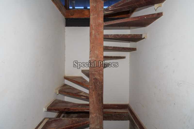 Conheça ESCADA (OBRA) do imóvel - Casa em Condomínio Joatinga, Joá, Rio de Janeiro, RJ À Venda, 13 Quartos, 1800m² - BAC5097 - 30 ESCADA (OBRA)