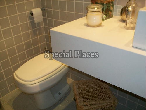 Conheça LAVABO do imóvel - Casa À Venda no Condomínio Itanhangá, Bosque Itanhangá - Itanhangá - Rio de Janeiro - RJ - BAC5123 - 12 LAVABO