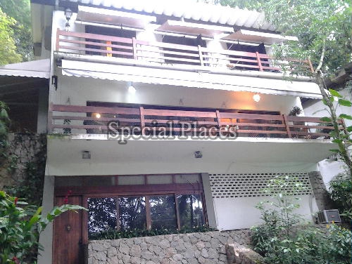 Conheça FACHADA do imóvel - Casa em Condomínio São Conrado, Povoado das Canoas, São Conrado, Rio de Janeiro, RJ À Venda, 6 Quartos, 350m² - BAC5148 - 1 FACHADA