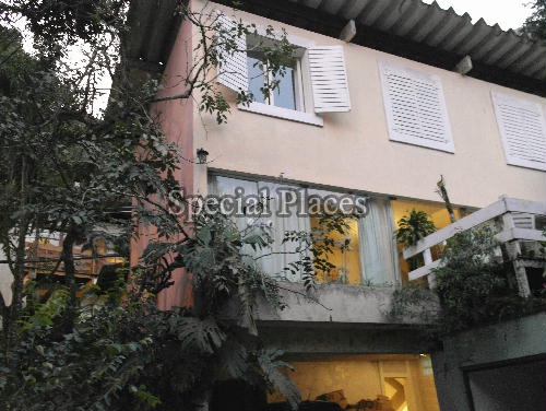 Conheça FACHADA do imóvel - Casa em Condomínio São Conrado, Povoado das Canoas, São Conrado, Rio de Janeiro, RJ À Venda, 1 Quarto, 219m² - BAC5159 - 1 FACHADA