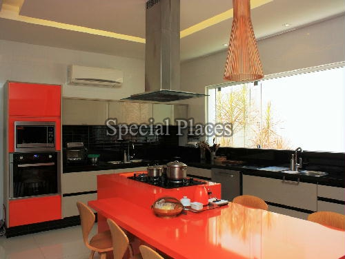 Conheça COZINHA do imóvel - Casa À Venda no Condomínio Barra, Sernambetiba Jardim Marapendi - Barra da Tijuca - Rio de Janeiro - RJ - BAC5195 - 29 COZINHA
