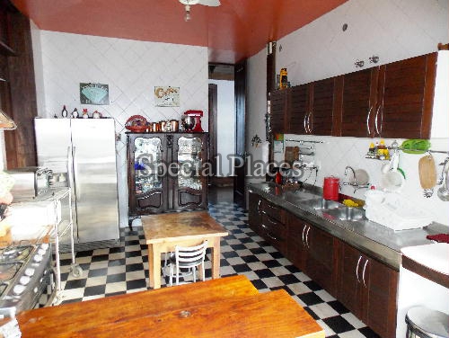 Conheça COZINHA do imóvel - Casa em Condomínio Joatinga, Joá, Rio de Janeiro, RJ À Venda, 5 Quartos, 400m² - BAC5324 - 14 COZINHA