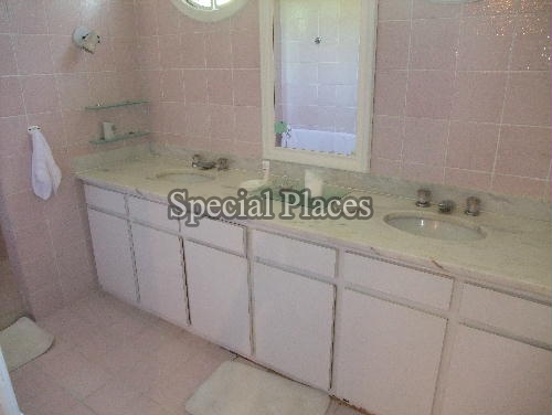 Conheça BANHEIRO CANDENSE do imóvel - Casa em Condomínio Itanhangá, Jardim, Itanhangá, Rio de Janeiro, RJ À Venda, 4 Quartos, 663m² - BAC5384 - 24 BANHEIRO CANDENSE