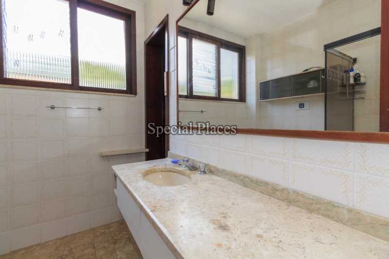 Conheça BANHEIRO SUITE do imóvel - Casa À Venda no Condomínio Joatinga - Joá - Rio de Janeiro - RJ - BAC5390 - 21 BANHEIRO SUITE
