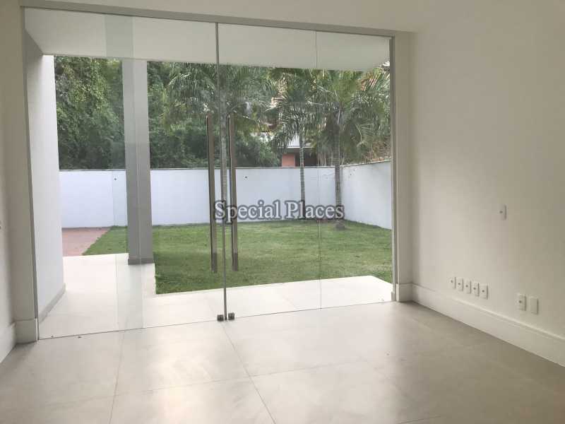 Conheça SUÍTE TÉRREA do imóvel - Casa em Condomínio São Conrado, São Conrado, Rio de Janeiro, RJ À Venda, 5 Quartos, 721m² - BAC5509 - 11 SUÍTE TÉRREA