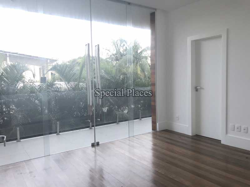 Conheça SUÍTE 3 do imóvel - Casa em Condomínio São Conrado, São Conrado, Rio de Janeiro, RJ À Venda, 5 Quartos, 721m² - BAC5509 - 18 SUÍTE 3
