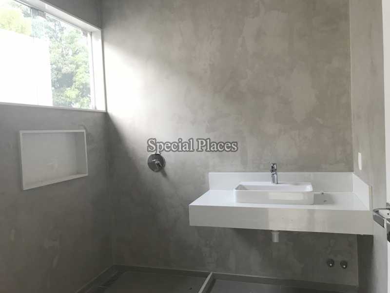 Conheça BANHEIRO SUÍTE 4 do imóvel - Casa em Condomínio São Conrado, São Conrado, Rio de Janeiro, RJ À Venda, 5 Quartos, 721m² - BAC5509 - 22 BANHEIRO SUÍTE 4